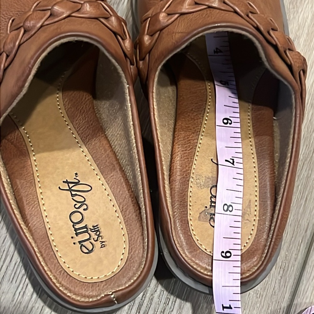 Euro Soft by Sofft Light Brown Leather Mules Braided Detail Size 6M - Picture 13 of 14